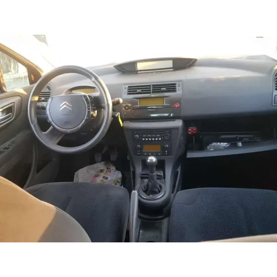 CITROEN C4 BERLINA '2006 COLLECTION ROJO
