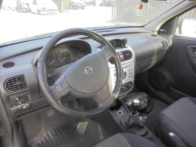 OPEL CORSA C OPEL CORSA C '2004 BLUE LINE NEGRO 2003