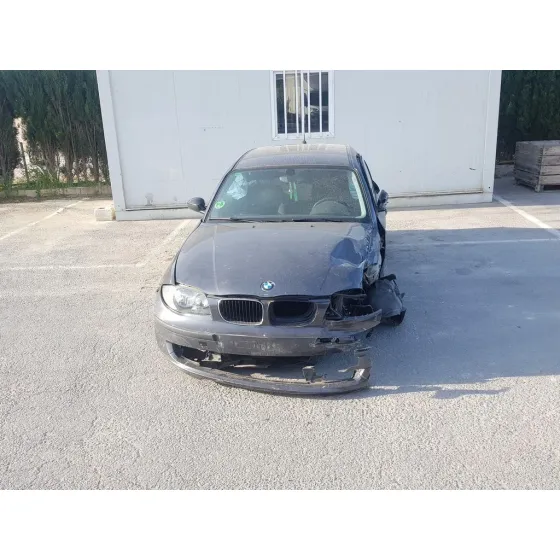 BMW SERIE 1 BERLINA (E81/E87) '2007 116I GRIS OSCURO