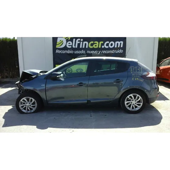 RENAULT MEGANE III BERLINA 5 P '2016 LIMITED GRIS