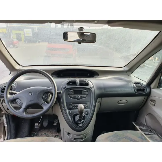 CITROEN XSARA PICASSO '2002 2.0 HDI DORADO
