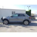 VOLKSWAGEN T-ROC '2022 BLUEMOTION GRIS OSCURO