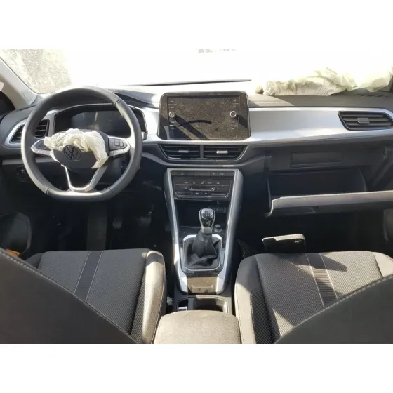 VOLKSWAGEN T-ROC '2022 BLUEMOTION GRIS OSCURO