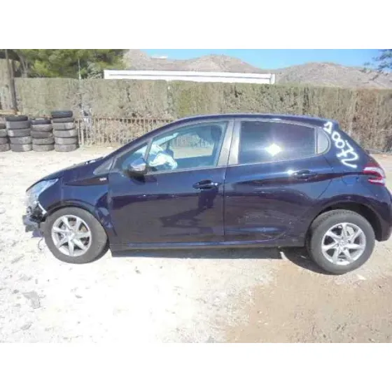 PEUGEOT 208 '2014 ACTIVE AZUL