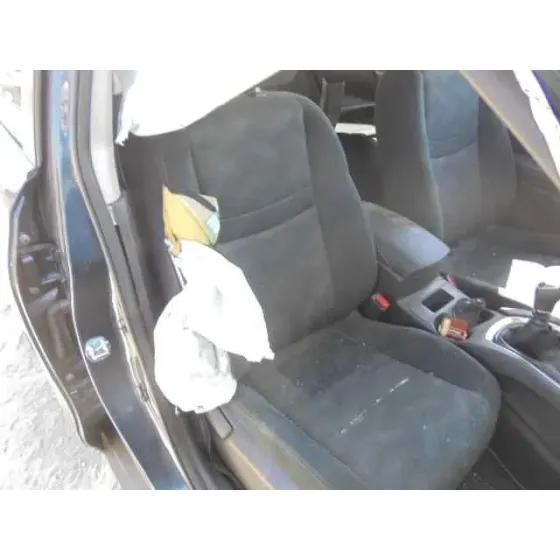 NISSAN X-TRAIL (T32) '2016 360 GRIS OSCURO
