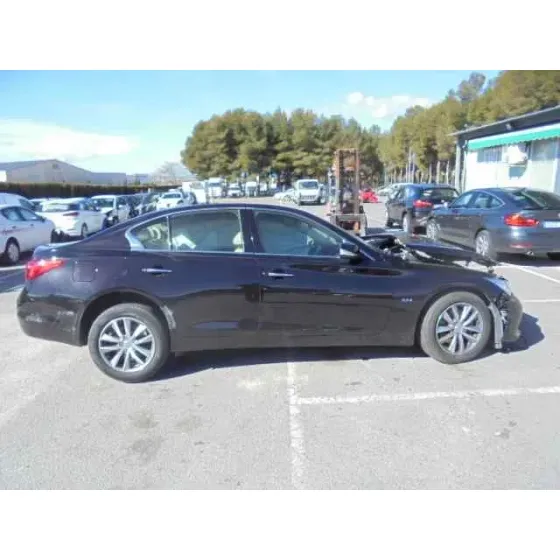 INFINITI Q50 '2014 Q50 NEGRO