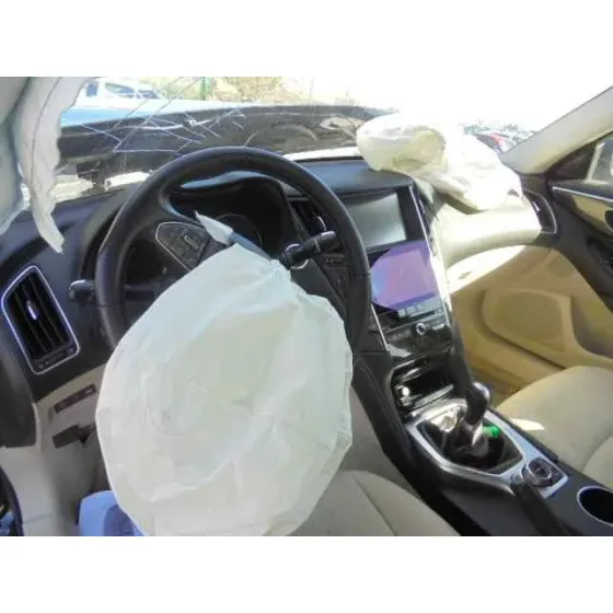 INFINITI Q50 '2014 Q50 NEGRO