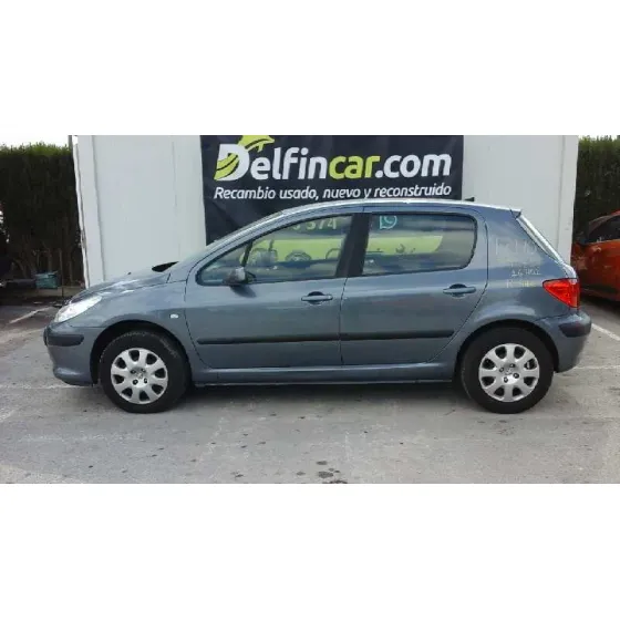PEUGEOT 307 BERLINA (S2) '2005 X-LINE AZUL