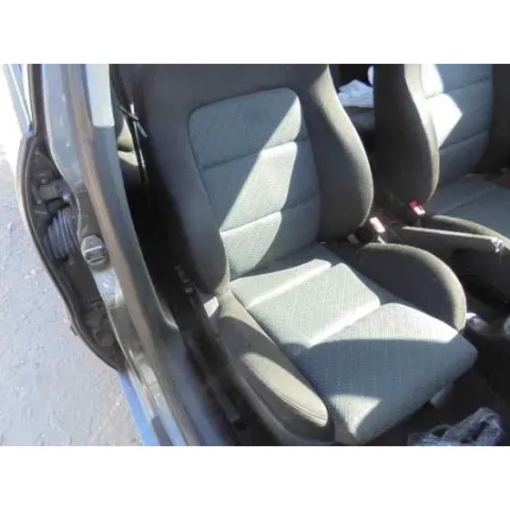 SEAT TOLEDO (1M2) '2004 SIGNO GRIS OSCURO