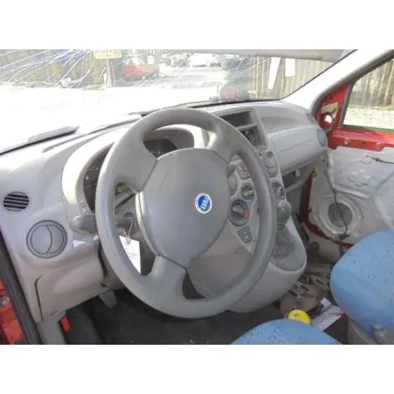 FIAT PANDA (169) '2003 1.1 8V ROJO