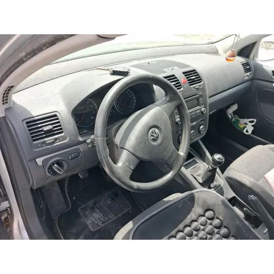 Volkswagen GOLF V (1K1) 2004