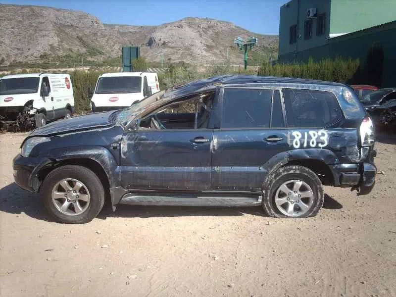 TOYOTA LAND CRUISER (J12) TOYOTA LAND CRUISER (J12) '2004 3.0 D-4D GX AZUL OSCURO 2002