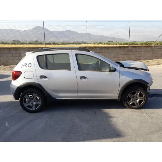 Dacia SANDERO II (B8_) 2015