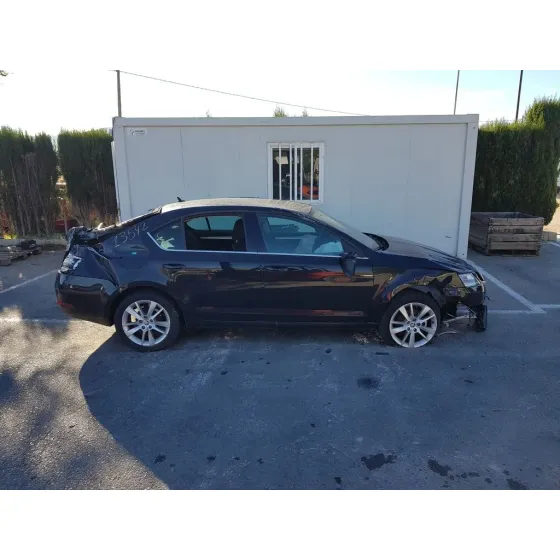 SKODA OCTAVIA LIM. (5E3) '2020 ACTIVE NEGRO
