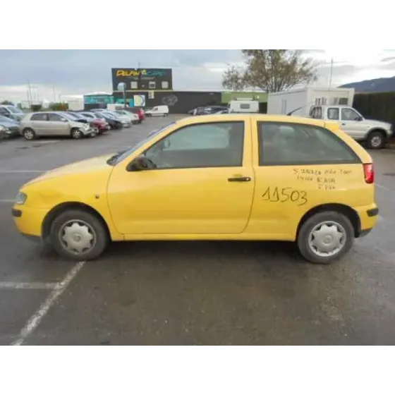 SEAT IBIZA (6K1) '2001 SIGNO AMARILLO