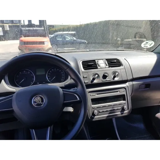 SKODA FABIA (5J2 ) '2015 URBAN GRIS