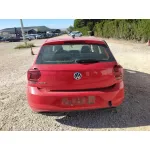 VOLKSWAGEN POLO '2018 ADVANCE ROJO