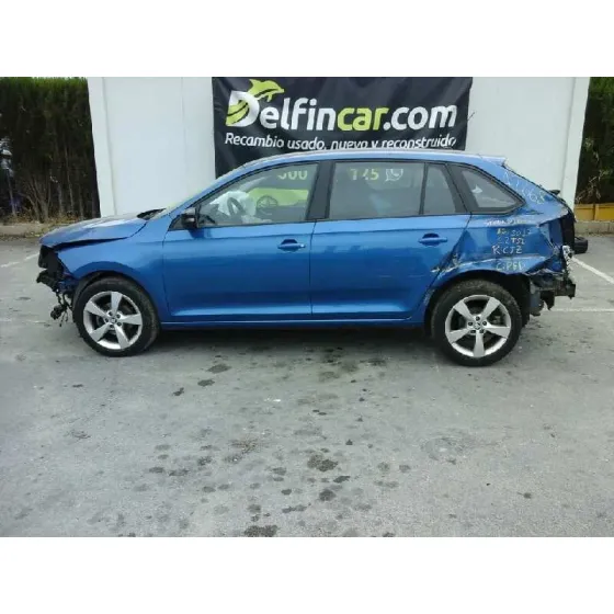 SKODA RAPID '2017 AMBITION AZUL