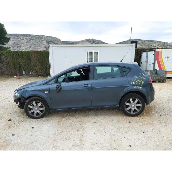 SEAT LEON (1P1) '2006 STYLANCE / STYLE GRIS OSCURO