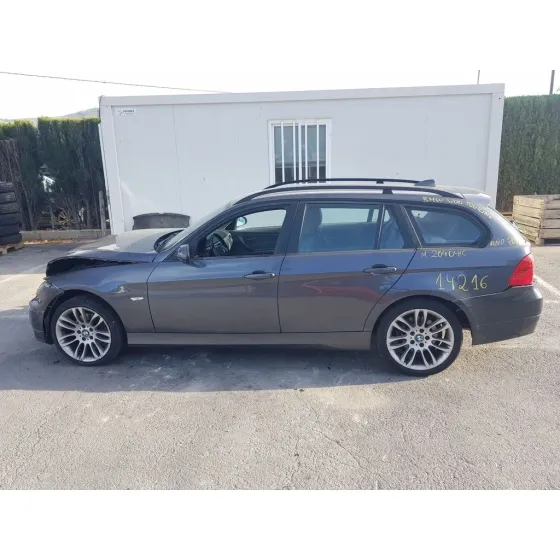 BMW SERIE 3 TOURING (E91) '2006 320D GRIS OSCURO