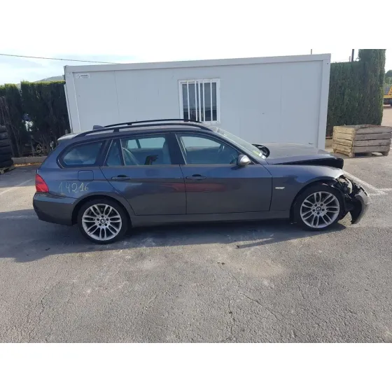 BMW SERIE 3 TOURING (E91) '2006 320D GRIS OSCURO