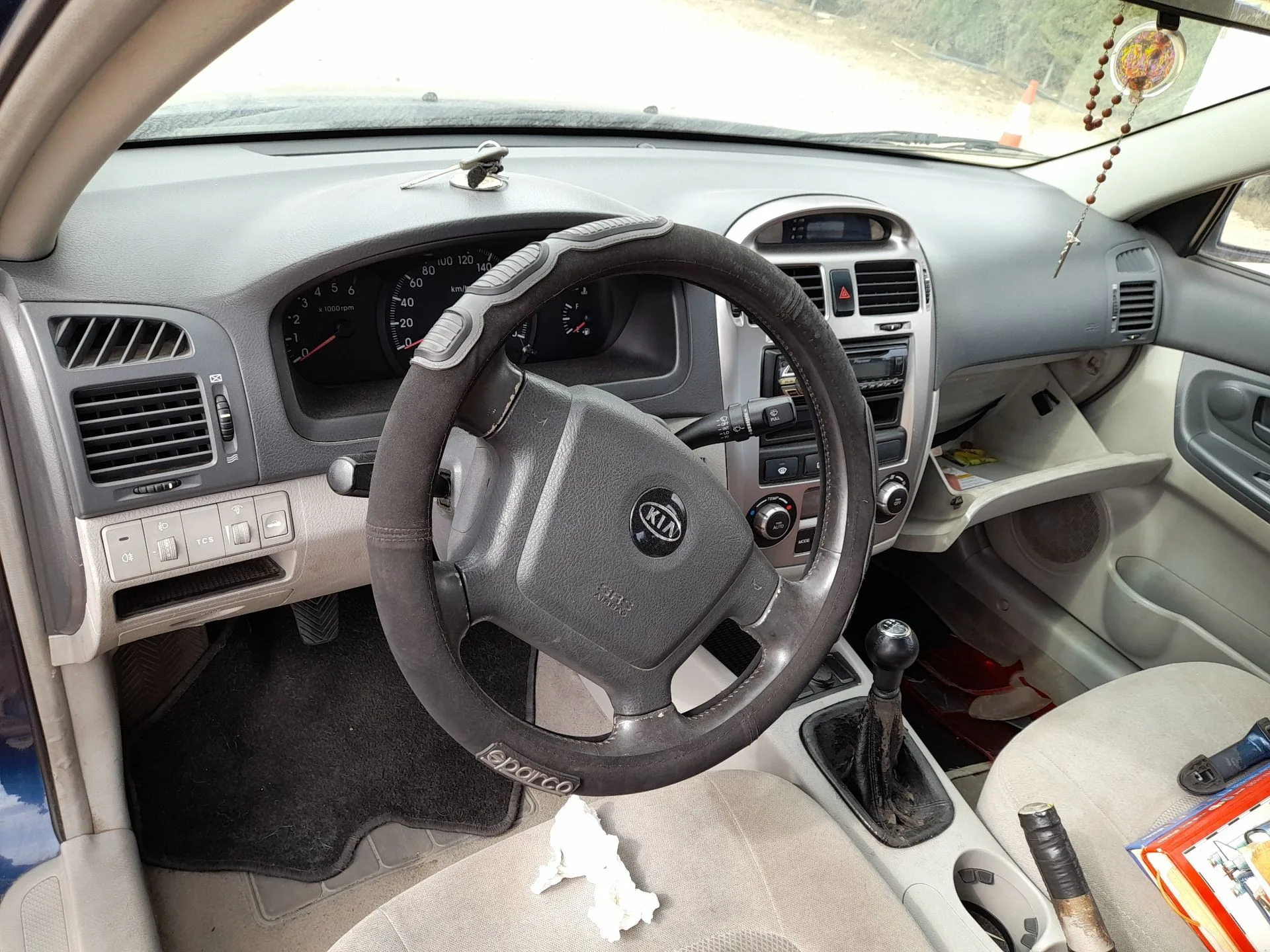 Kia CERATO I SEDAN (LD) 2004