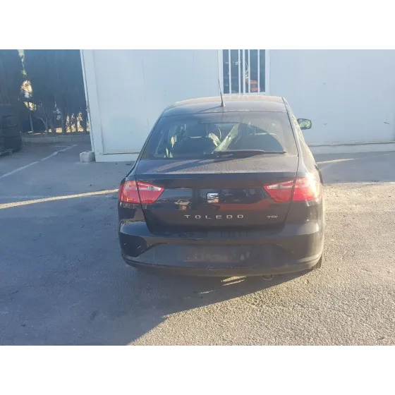 SEAT TOLEDO (KG3) '2015 REFERENCE NEGRO