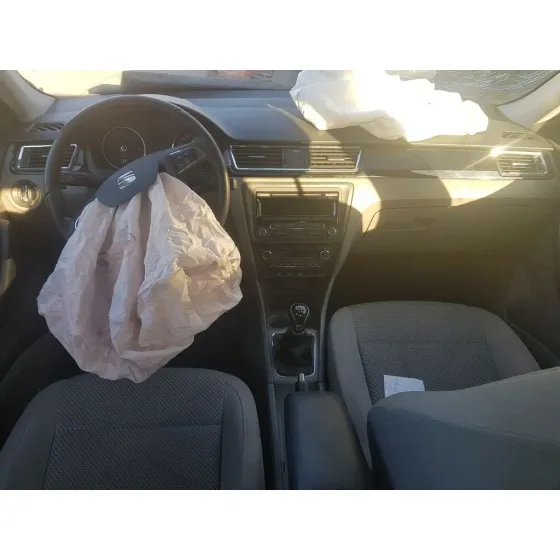 SEAT TOLEDO (KG3) '2015 REFERENCE NEGRO