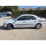 RENAULT LAGUNA II (BG0) RENAULT LAGUNA II (BG0) '2002 AUTHENTIQUE BLANCO 2001