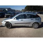 FORD FOCUS BERLINA (CAK) FORD FOCUS BERLINA (CAK) '2001 AMBIENTE GRIS 1998