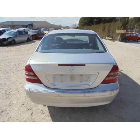 MERCEDES CLASE C (W203) BERLINA '2001 220 CDI (203.006) GRIS