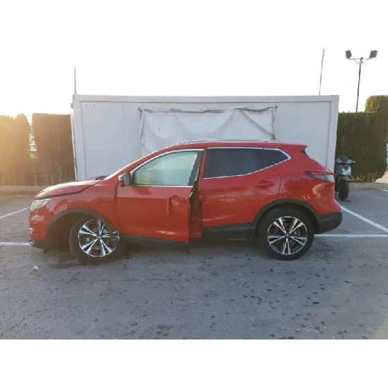 NISSAN QASHQAI (J11) '2018 VISIA ROJO