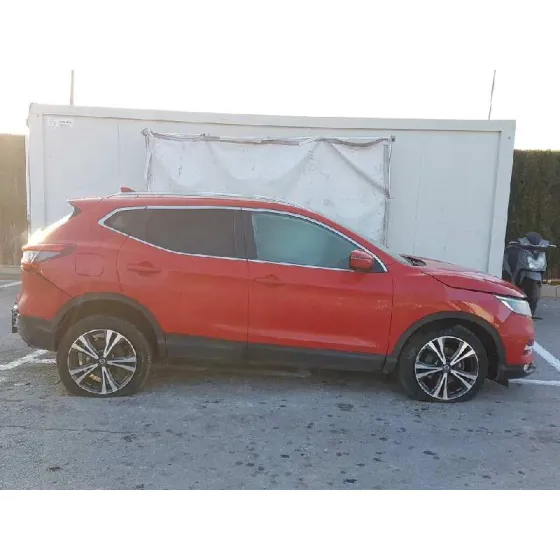 NISSAN QASHQAI (J11) '2018 VISIA ROJO