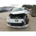PEUGEOT 307 BERLINA (S2) '2006 X-LINE BLANCO