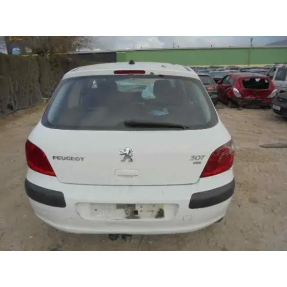 PEUGEOT 307 BERLINA (S2) '2006 X-LINE BLANCO