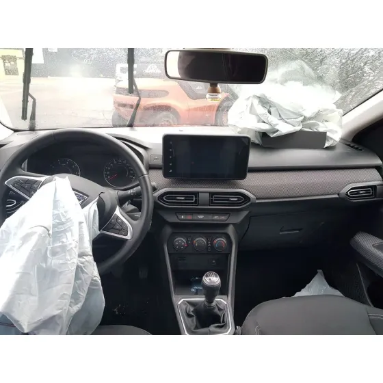 DACIA SANDERO '2021 CONFORT GRANATE