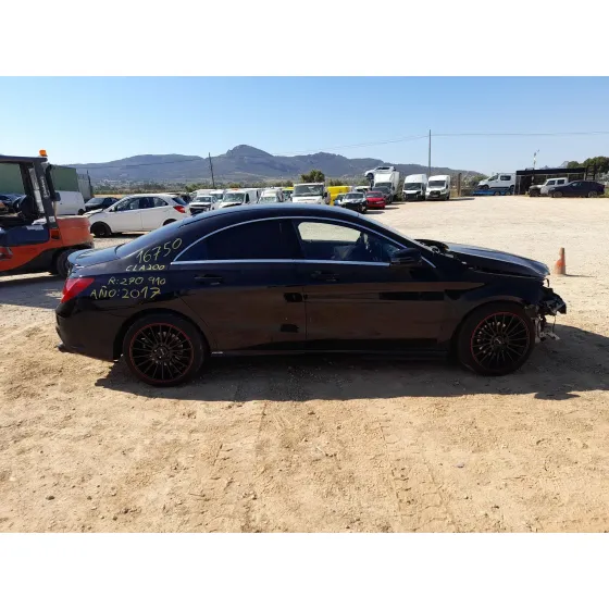 Mercedes-Benz CLA (W117) 2013