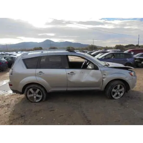 MITSUBISHI OUTLANDER (CW0) '2007 2.0 DI-D INTENSE GRIS