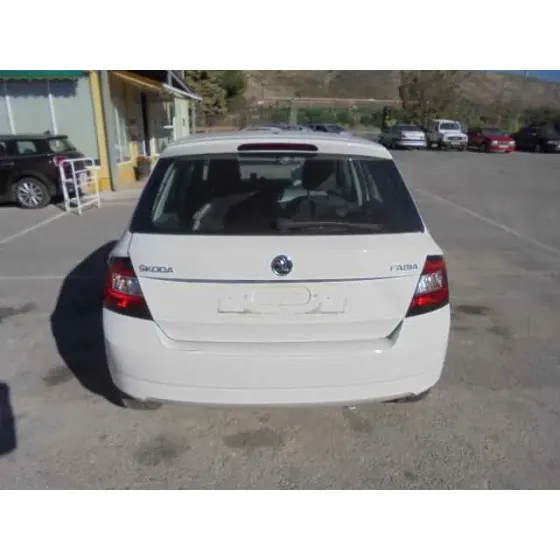 SKODA FABIA '2015 ACTIVE BLANCO