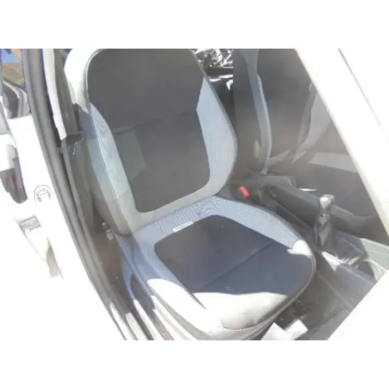 SKODA FABIA '2015 ACTIVE BLANCO