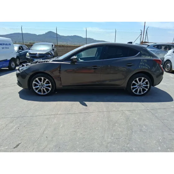 Mazda 3 (BM, BN) 2013