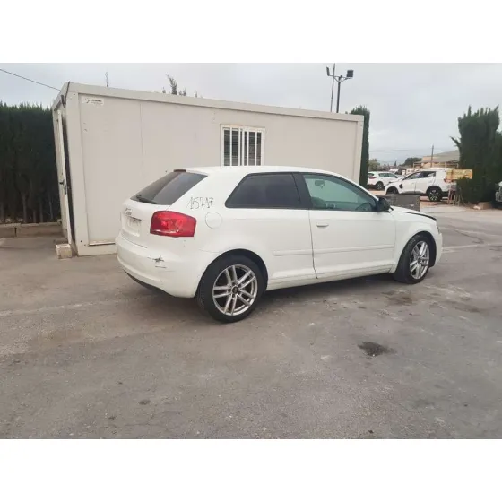 AUDI A3 (8P) '2009 2.0 TDI S LINE (103KW) BLANCO