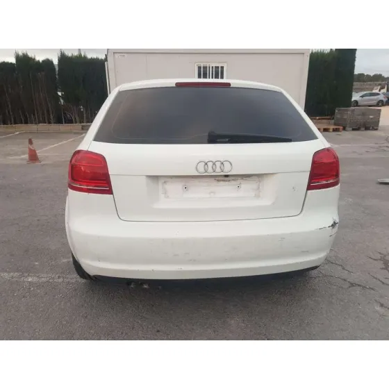 AUDI A3 (8P) '2009 2.0 TDI S LINE (103KW) BLANCO
