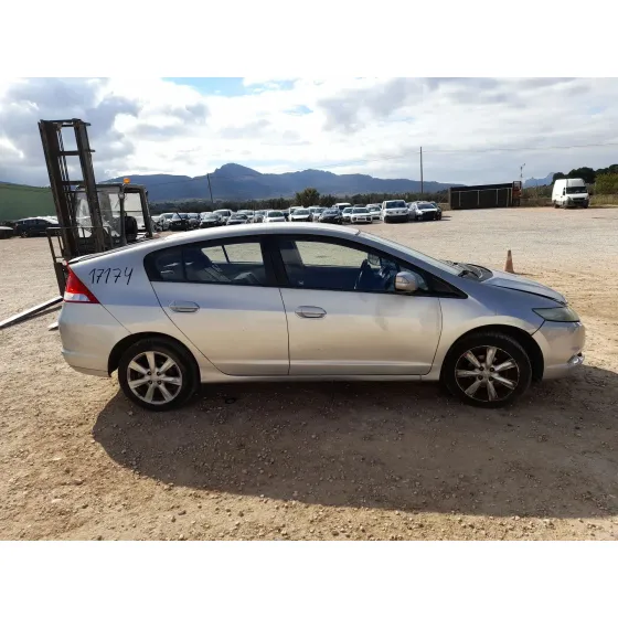 Honda INSIGHT (ZE_) 2009