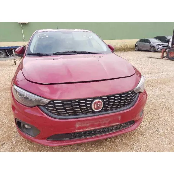 FIAT TIPO II (357) BERLINA '2019 LOUNGE ROJO