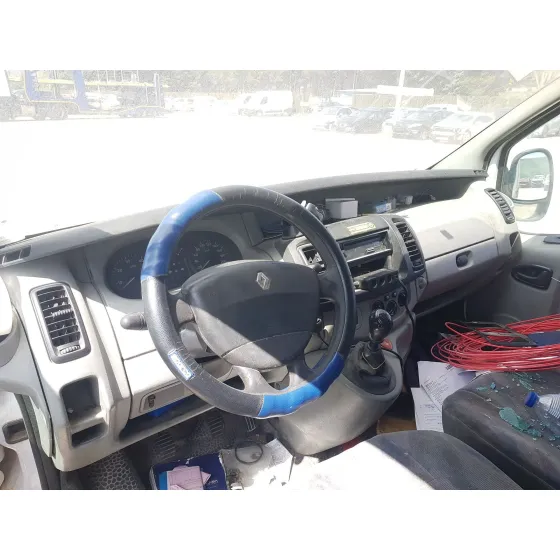 Renault TRAFIC II FURGONETA (FL) 2001