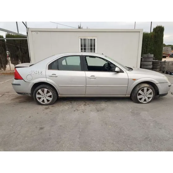 FORD MONDEO BERLINA (GE) '2001 AMBIENTE GRIS