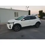 KIA STONIC (YBCUV) '2018 CONCEPT BLANCO