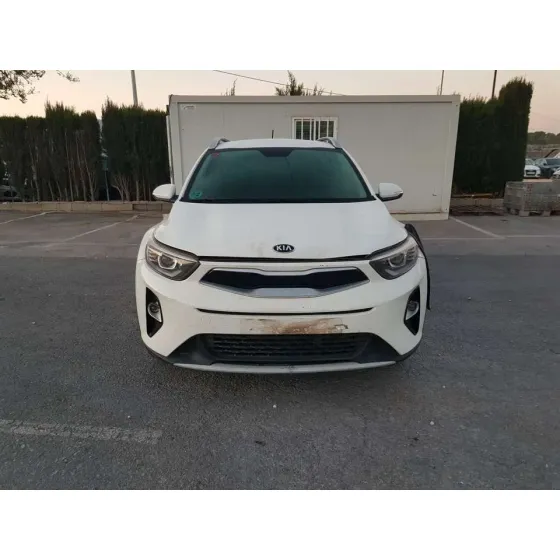 KIA STONIC (YBCUV) '2018 CONCEPT BLANCO