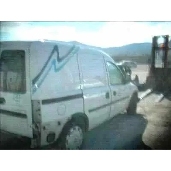 OPEL COMBO (CORSA C) '2002 EDITION BLUE LINE BLANCO